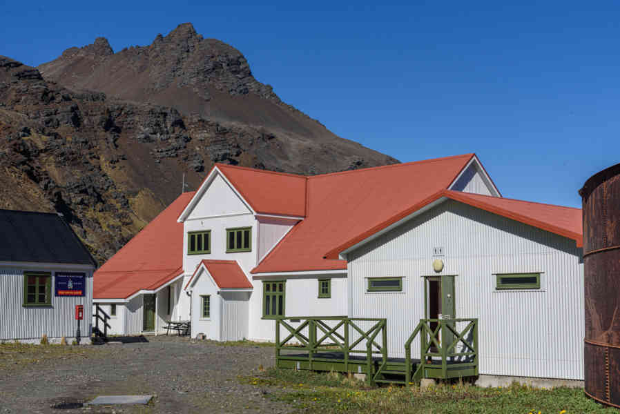 Islas Georgias del Sur 026 - Grytviken.jpg